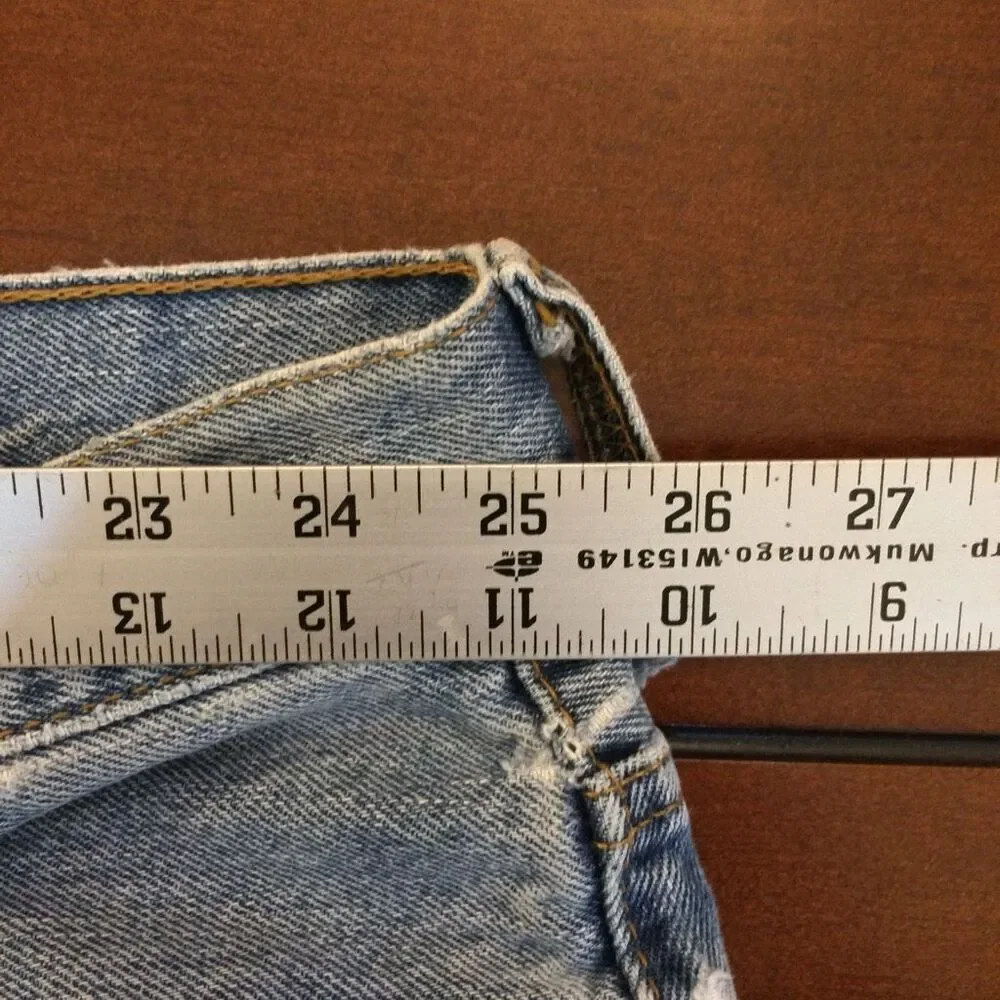 Levi’s 550 light wash 52 jeans